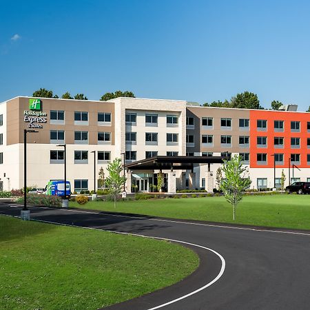 Holiday Inn Express Queensbury-Lake George Area By Ihg Экстерьер фото