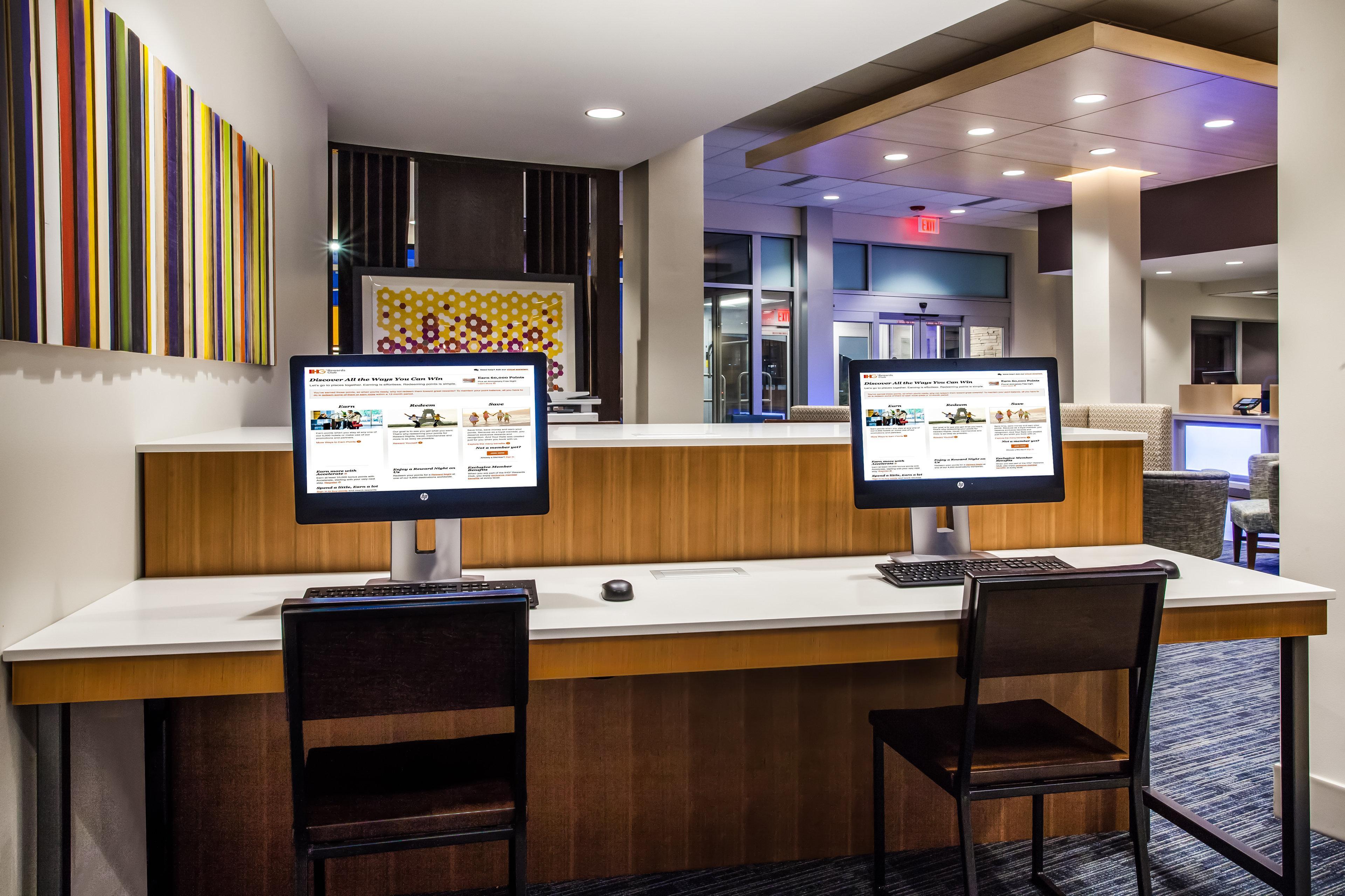 Holiday Inn Express Queensbury-Lake George Area By Ihg Экстерьер фото
